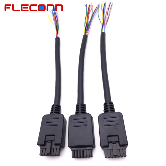 customize molded connector cable assemblies.jpg