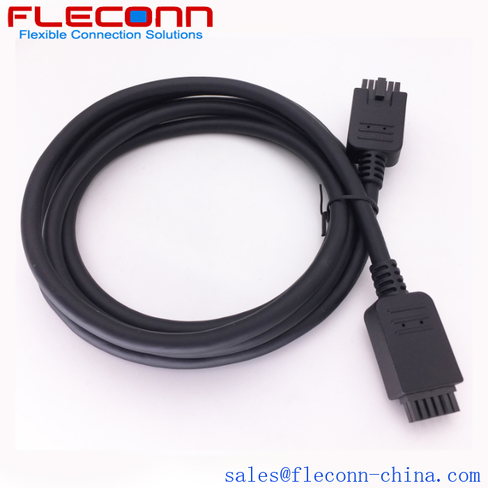 Molex microfit 3.0.jpg